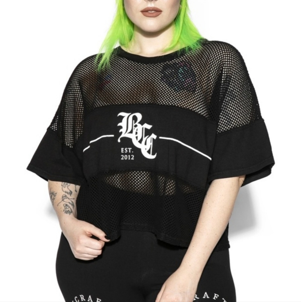 NWT Blackcraft Cult crop "jersey" fit top with fishnet accents